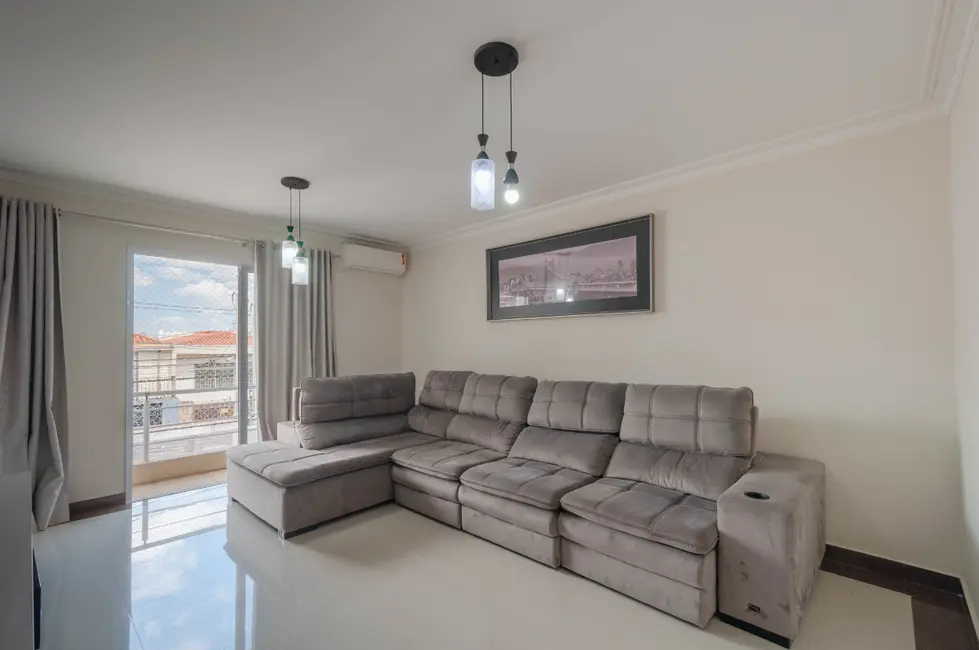 Foto 3 de Casa com 3 quartos à venda, 184m2 em Vila Paiva, São Paulo - SP