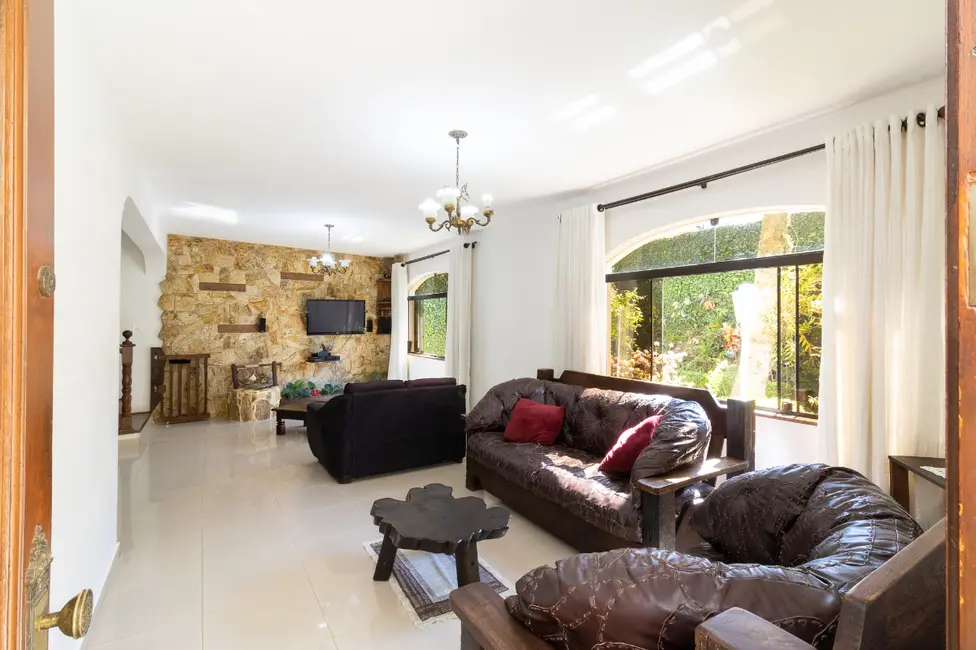 Sobrado com 4 quartos à venda, 256m2 em Pirituba, São Paulo - SP - imagem 4 Foto 4 de Sobrado com 4 quartos à venda, 256m2 em Pirituba, São Paulo - SP