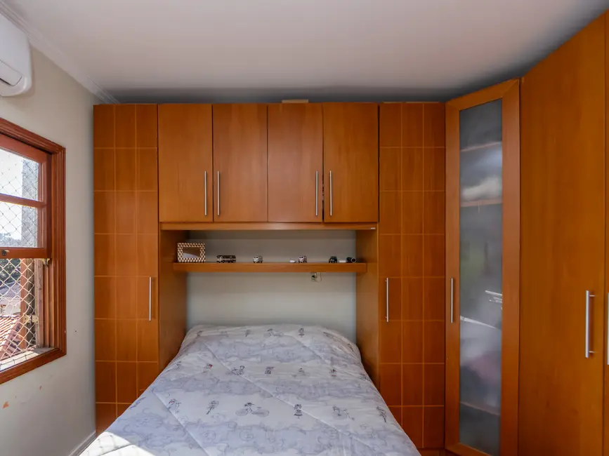 Foto 5 de Casa com 3 quartos à venda, 216m2 em Parque São Domingos, São Paulo - SP