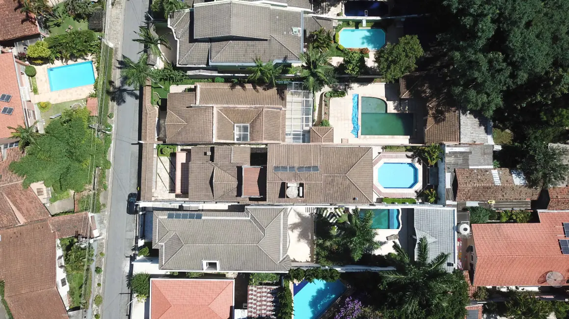 Casa com 4 quartos à venda, 473m2 em Tremembé, São Paulo - SP - imagem 4 Foto 4 de Casa com 4 quartos à venda, 473m2 em Tremembé, São Paulo - SP