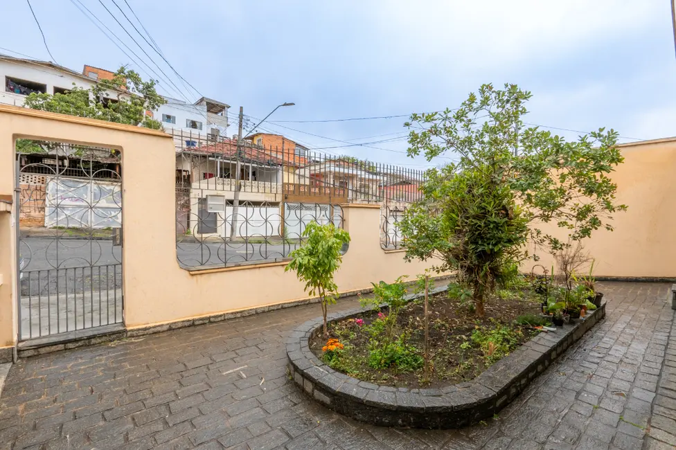 Foto 3 de Casa com 3 quartos à venda, 176m2 em Jardim Cláudia, São Paulo - SP