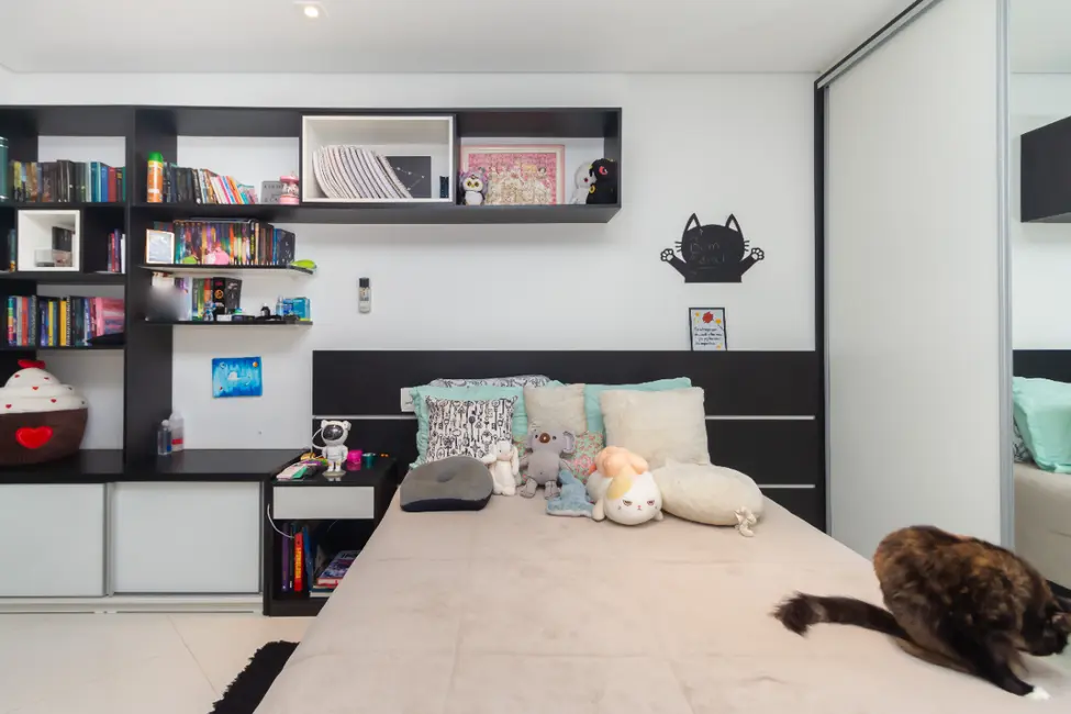 Foto 3 de Casa com 4 quartos à venda, 210m2 em Parque São Domingos, São Paulo - SP