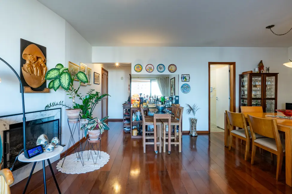 Foto 9 de Apartamento com 4 quartos à venda, 225m2 em Vila Morse, São Paulo - SP