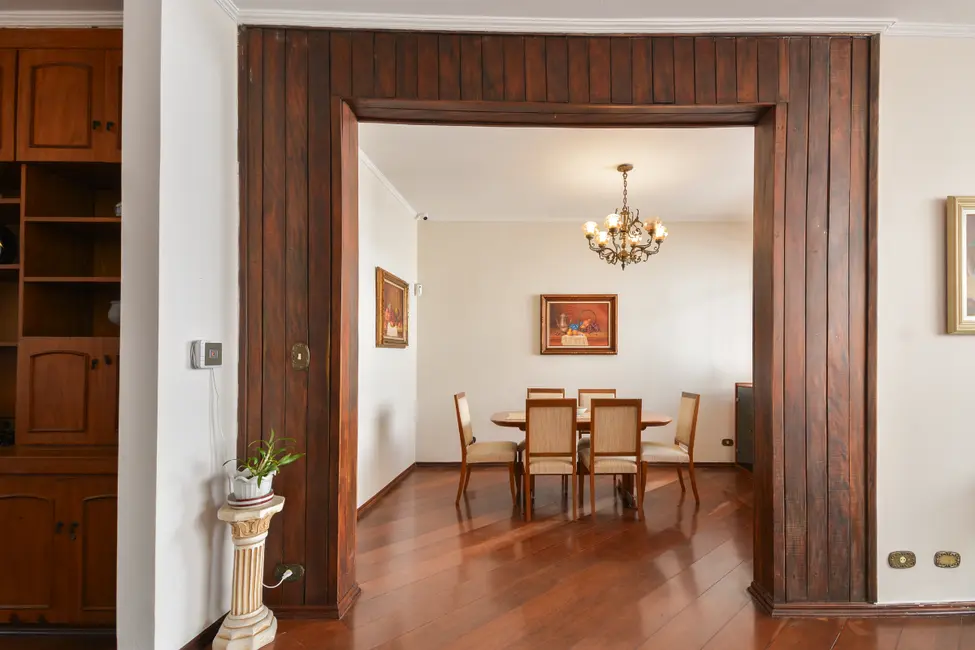 Casa com 5 quartos à venda, 309m2 em Saúde, São Paulo - SP - imagem 3 Foto 3 de Casa com 5 quartos à venda, 309m2 em Saúde, São Paulo - SP