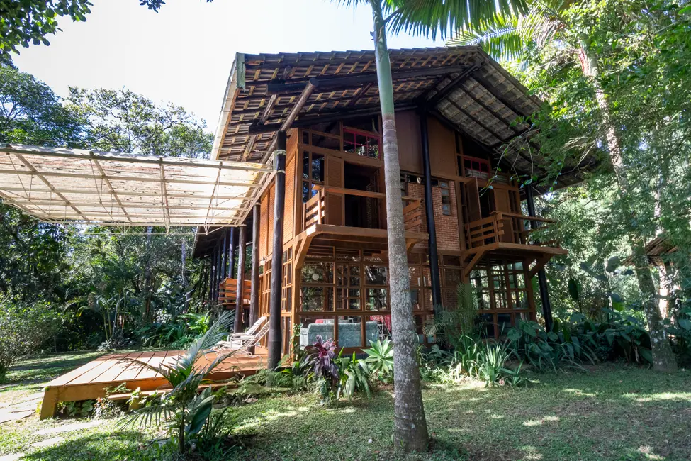 Foto 1 de Casa com 5 quartos à venda, 357m2 em Parelheiros, São Paulo - SP