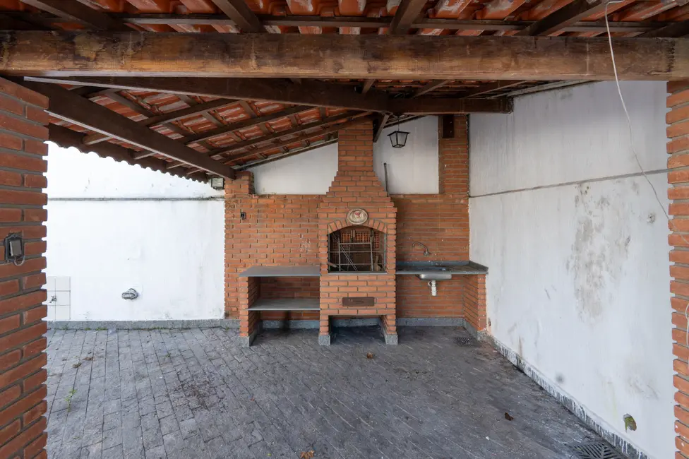 Foto 3 de Casa com 4 quartos para alugar, 375m2 em Vila Tramontano, São Paulo - SP