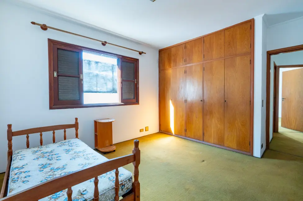 Foto 7 de Casa com 4 quartos para alugar, 375m2 em Vila Tramontano, São Paulo - SP