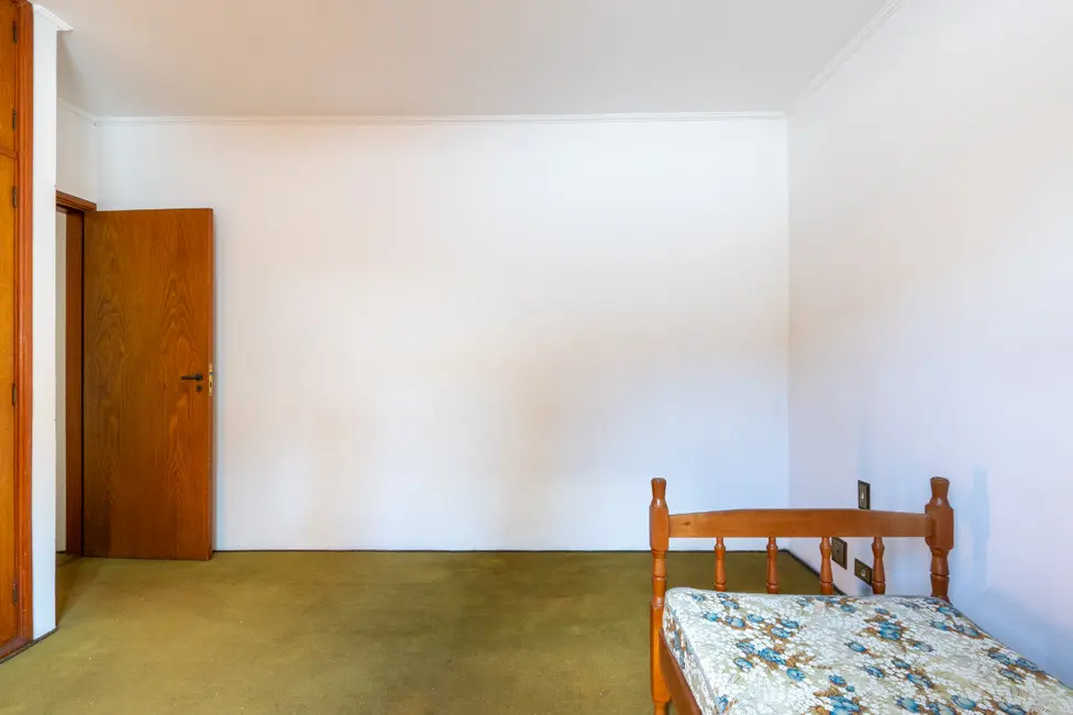 Foto 6 de Casa com 4 quartos para alugar, 375m2 em Vila Tramontano, São Paulo - SP