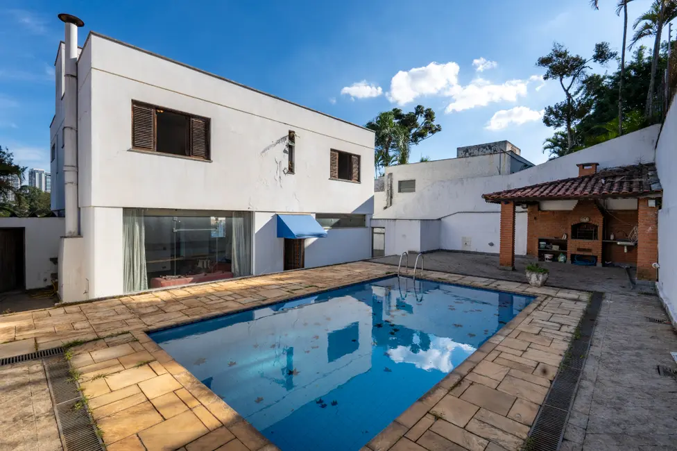 Foto 2 de Casa com 4 quartos para alugar, 375m2 em Vila Tramontano, São Paulo - SP