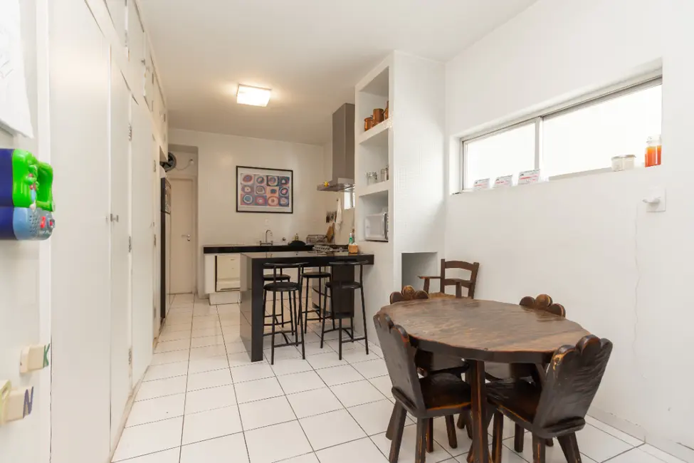 Foto 6 de Apartamento com 3 quartos à venda, 260m2 em Santa Cecília, São Paulo - SP