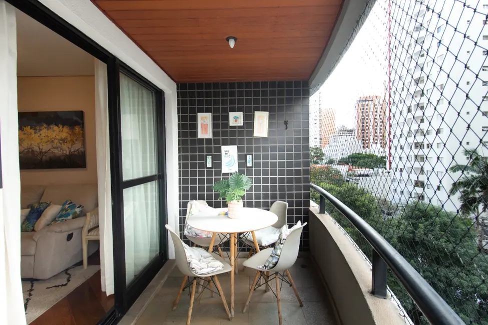 Foto 7 de Apartamento com 2 quartos à venda, 72m2 em Moema, São Paulo - SP