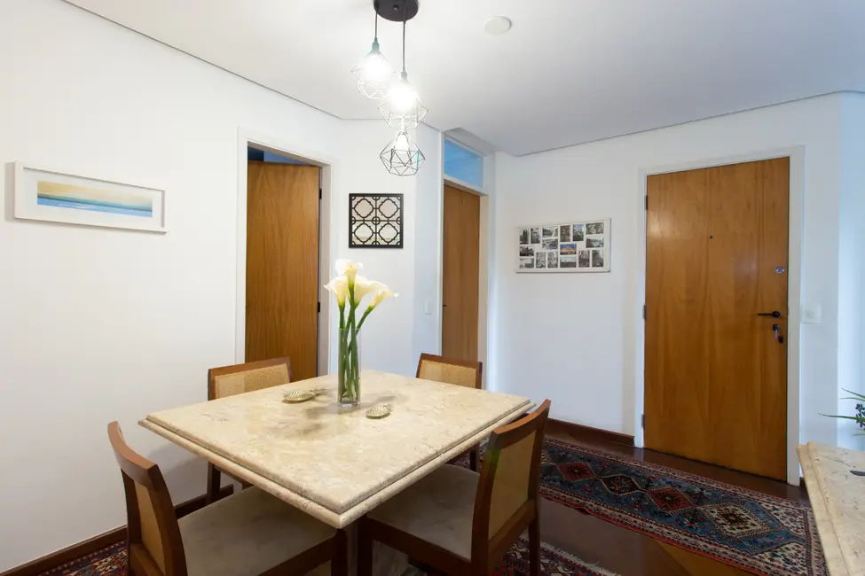 Foto 5 de Apartamento com 2 quartos à venda, 72m2 em Moema, São Paulo - SP