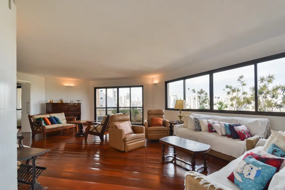 Foto 8 de Apartamento com 4 quartos à venda em Pacaembu, São Paulo - SP