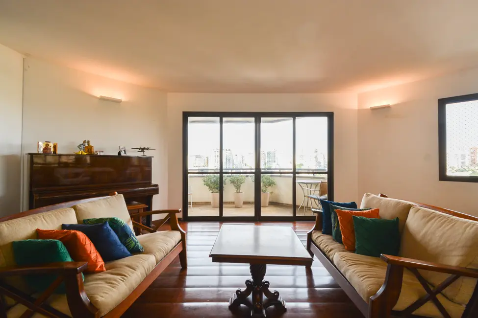 Foto 3 de Apartamento com 4 quartos à venda em Pacaembu, São Paulo - SP
