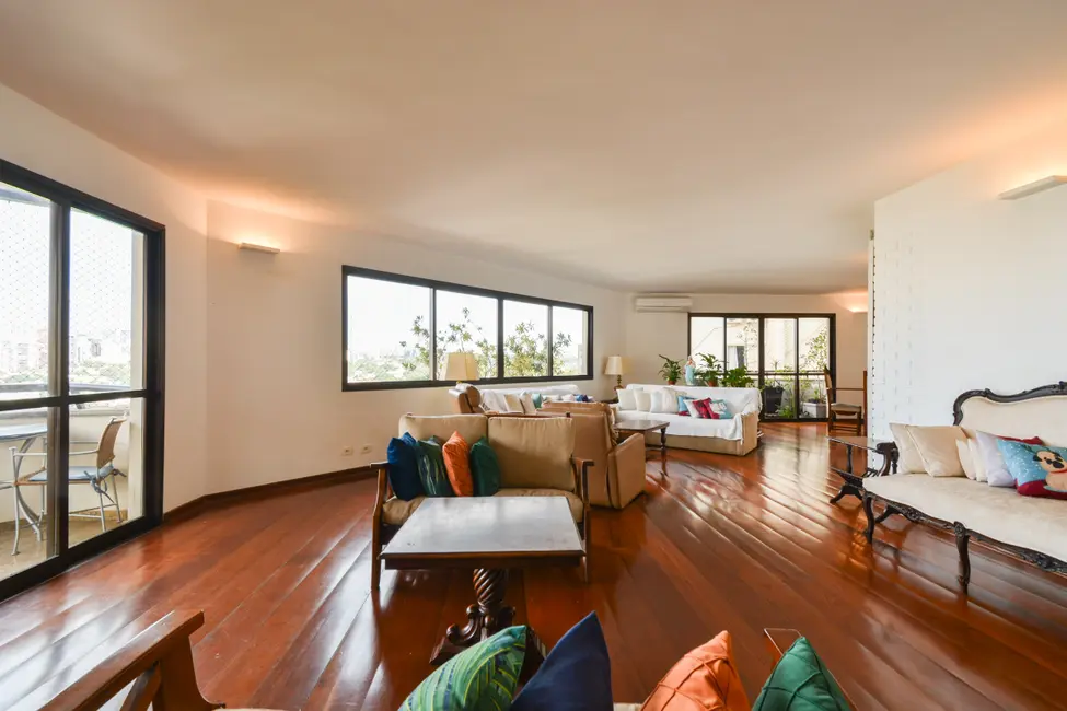 Foto 4 de Apartamento com 4 quartos à venda em Pacaembu, São Paulo - SP