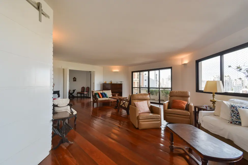 Foto 9 de Apartamento com 4 quartos à venda em Pacaembu, São Paulo - SP