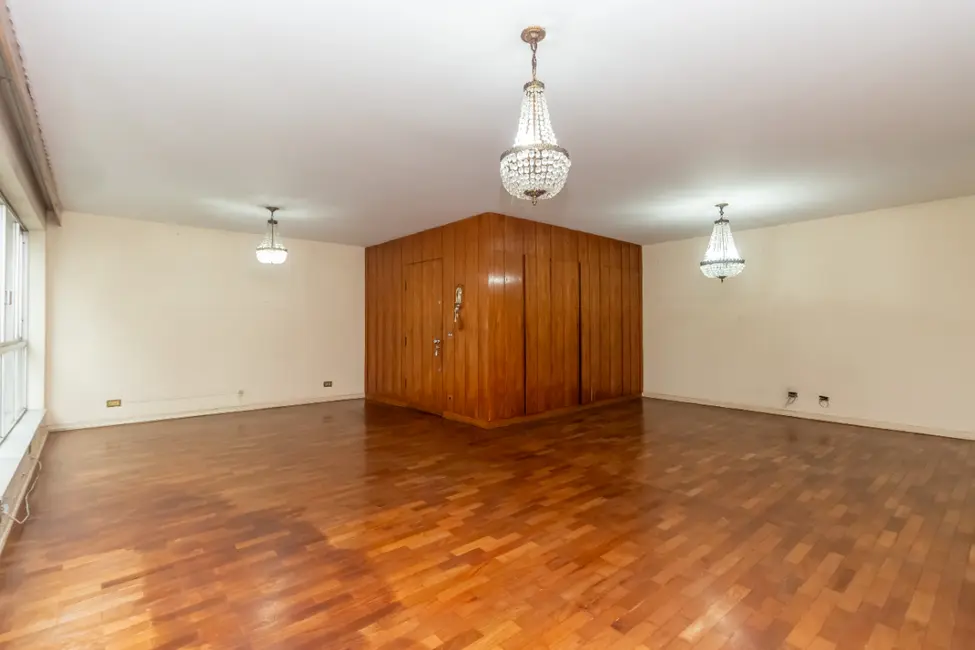 Foto 8 de Apartamento com 4 quartos à venda, 227m2 em Itaim Bibi, São Paulo - SP