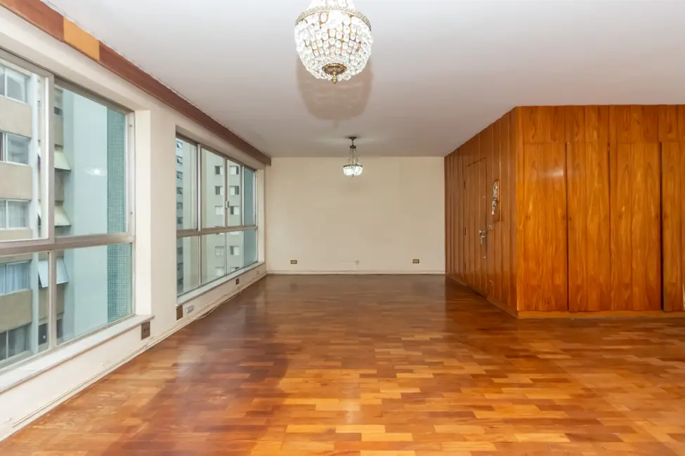 Foto 6 de Apartamento com 4 quartos à venda, 227m2 em Itaim Bibi, São Paulo - SP