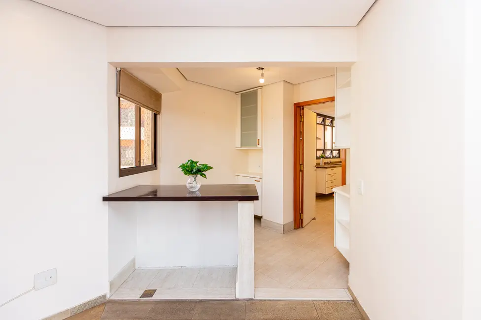 Apartamento com 4 quartos à venda em São Paulo - SP - imagem 8 Foto 8 de Apartamento com 4 quartos à venda em São Paulo - SP