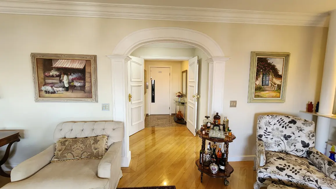 Foto 2 de Apartamento com 4 quartos à venda, 198m2 em Moema, São Paulo - SP