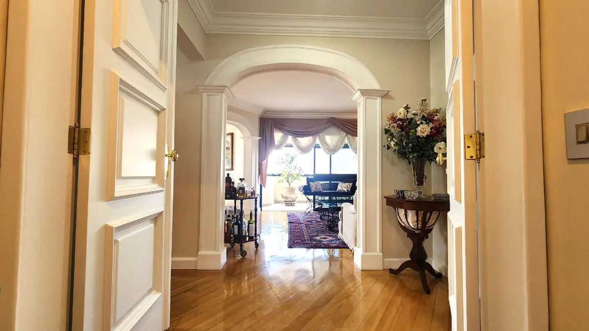 Foto 1 de Apartamento com 4 quartos à venda, 198m2 em Moema, São Paulo - SP