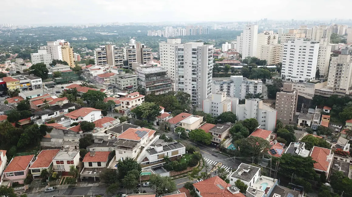 Foto 3 de Sobrado com 4 quartos à venda, 300m2 em Vila Ipojuca, São Paulo - SP