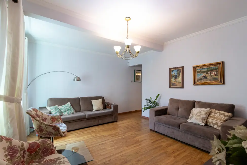 Foto 4 de Casa com 4 quartos à venda, 150m2 em Cambuci, São Paulo - SP