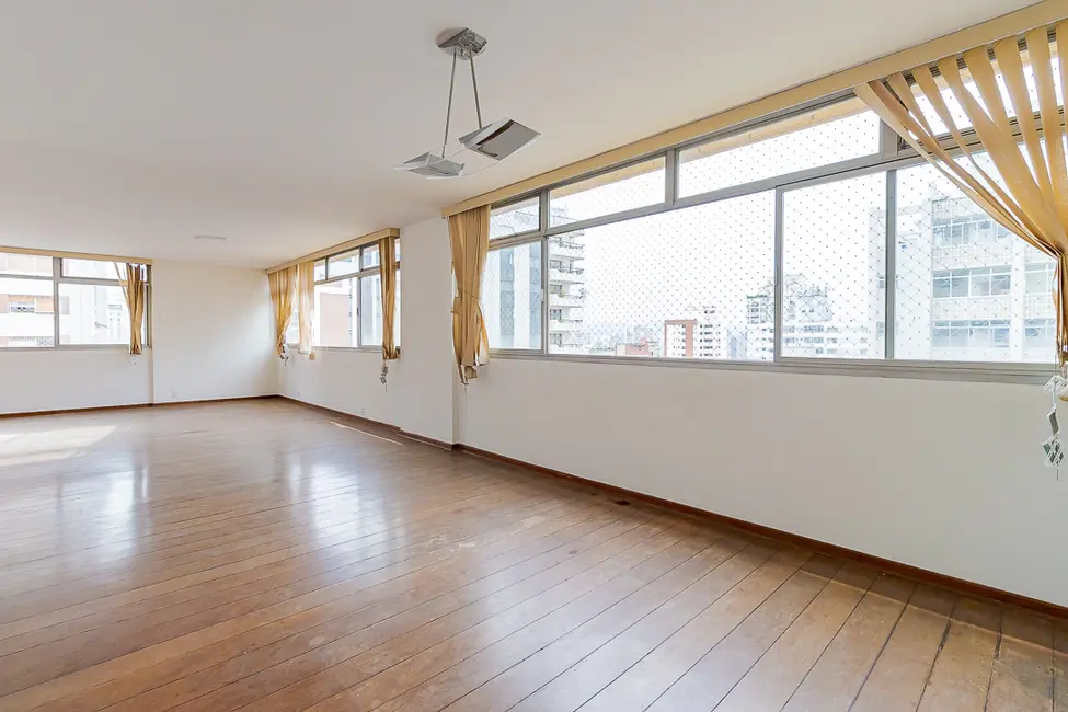 Apartamento com 4 quartos à venda, 233m2 em Santa Cecília, São Paulo - SP - imagem 7 Foto 7 de Apartamento com 4 quartos à venda, 233m2 em Santa Cecília, São Paulo - SP