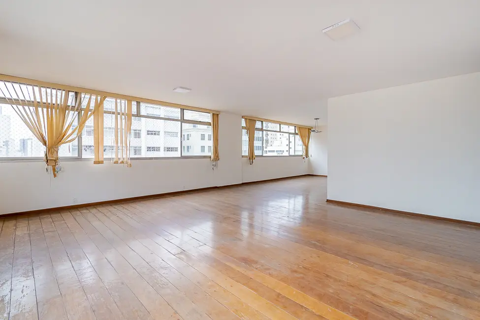 Apartamento com 4 quartos à venda, 233m2 em Santa Cecília, São Paulo - SP - imagem 6 Foto 6 de Apartamento com 4 quartos à venda, 233m2 em Santa Cecília, São Paulo - SP
