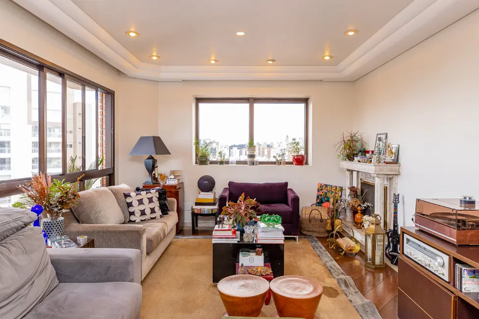 Foto 8 de Apartamento com 4 quartos à venda, 194m2 em Chácara Santo Antônio (Zona Sul), São Paulo - SP