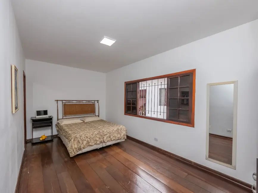 Foto 8 de Casa de Vila com 5 quartos à venda, 230m2 em Vila Marari, São Paulo - SP