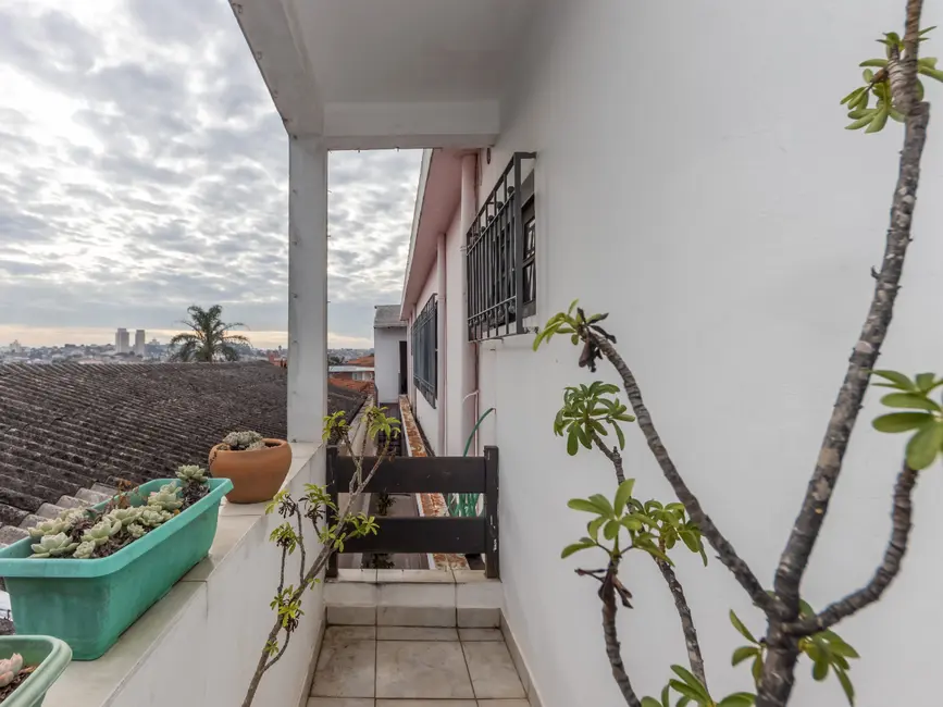 Foto 3 de Casa de Vila com 5 quartos à venda, 230m2 em Vila Marari, São Paulo - SP