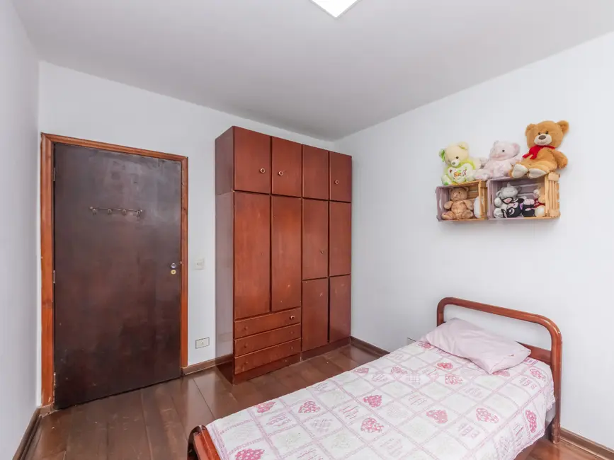 Foto 7 de Casa de Vila com 5 quartos à venda, 230m2 em Vila Marari, São Paulo - SP