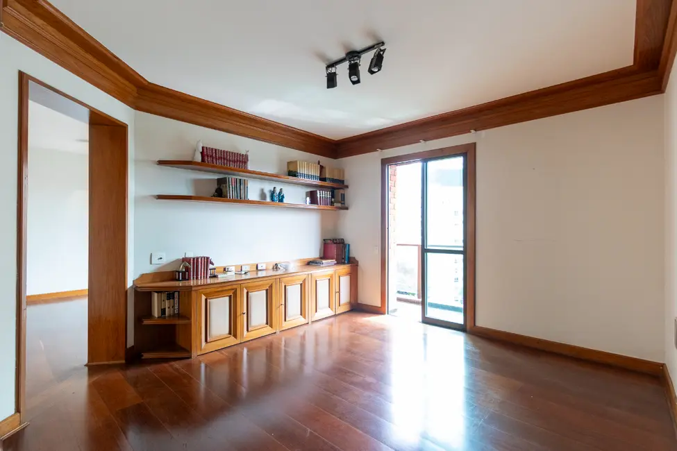 Foto 9 de Apartamento com 3 quartos à venda, 325m2 em Moema, São Paulo - SP