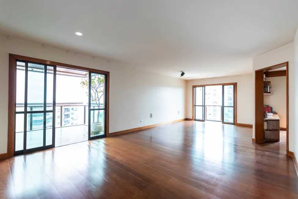 Foto 5 de Apartamento com 3 quartos à venda, 325m2 em Moema, São Paulo - SP