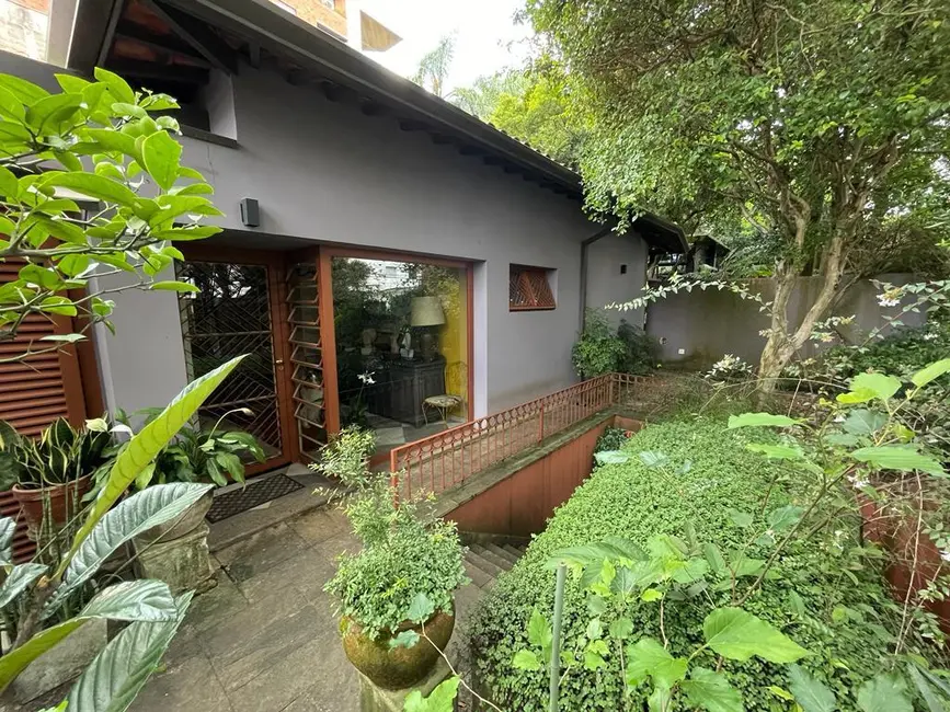 Foto 2 de Casa com 2 quartos à venda, 293m2 em Real Parque, São Paulo - SP