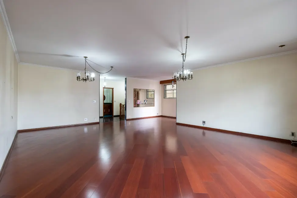 Foto 3 de Casa com 3 quartos à venda, 382m2 em Vila Carrão, São Paulo - SP