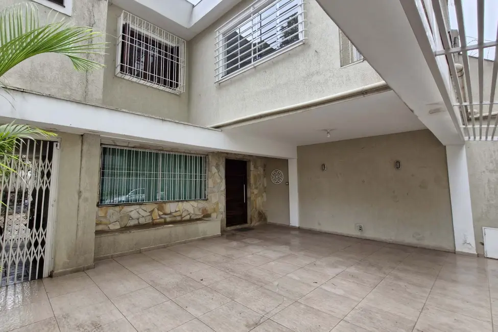 Foto 3 de Casa com 3 quartos à venda, 197m2 em Vila Cordeiro, São Paulo - SP