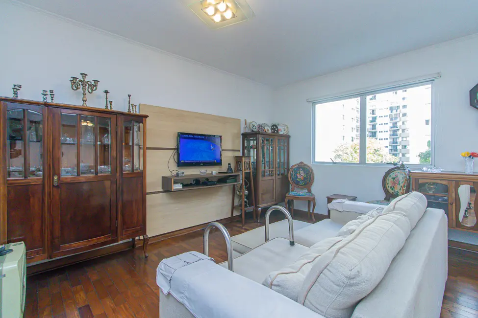 Apartamento com 3 quartos à venda, 110m2 em Moema, São Paulo - SP - imagem 3 Foto 3 de Apartamento com 3 quartos à venda, 110m2 em Moema, São Paulo - SP