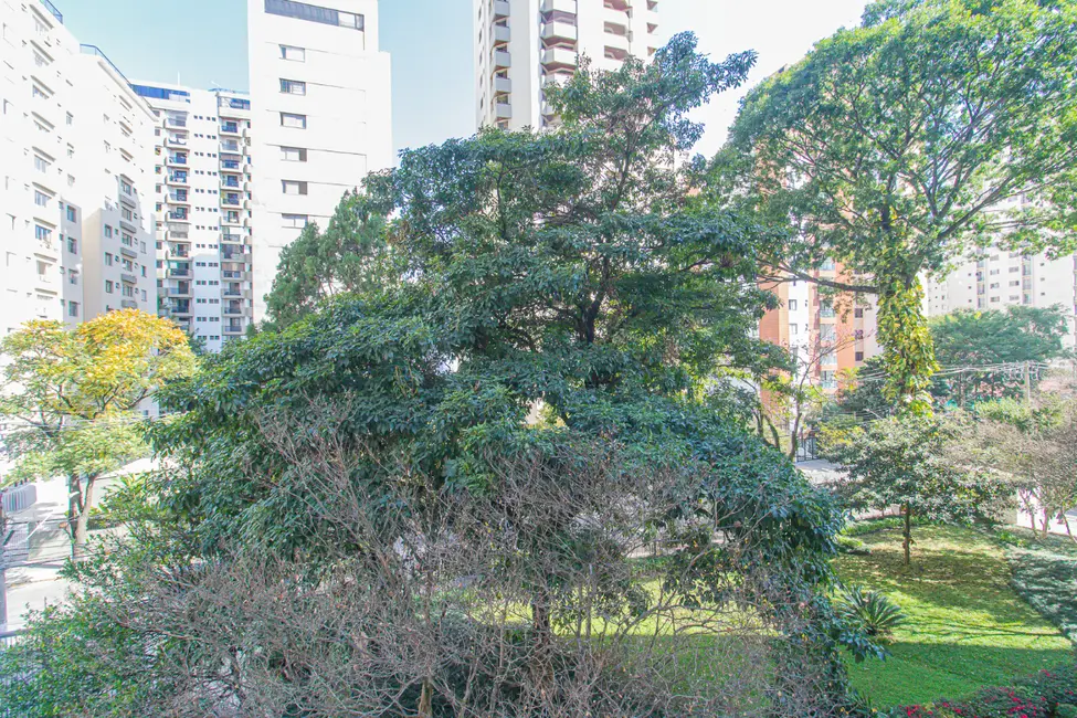 Apartamento com 3 quartos à venda, 110m2 em Moema, São Paulo - SP - imagem 5 Foto 5 de Apartamento com 3 quartos à venda, 110m2 em Moema, São Paulo - SP