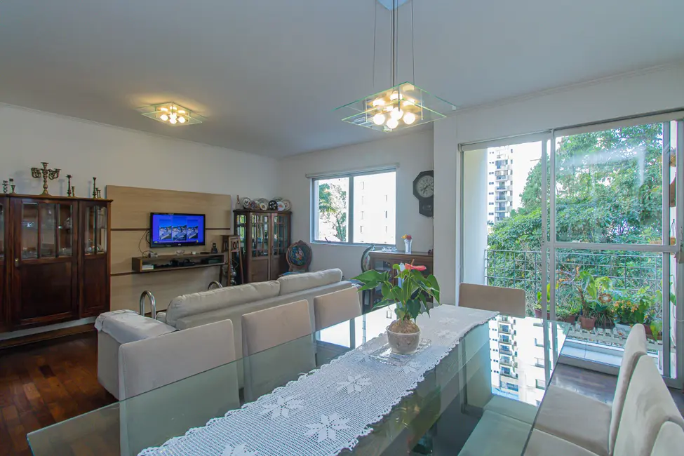 Apartamento com 3 quartos à venda, 110m2 em Moema, São Paulo - SP - imagem 1 Foto 1 de Apartamento com 3 quartos à venda, 110m2 em Moema, São Paulo - SP