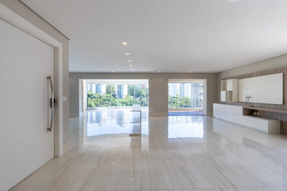 Foto 2 de Apartamento com 4 quartos à venda, 392m2 em Vila Suzana, São Paulo - SP