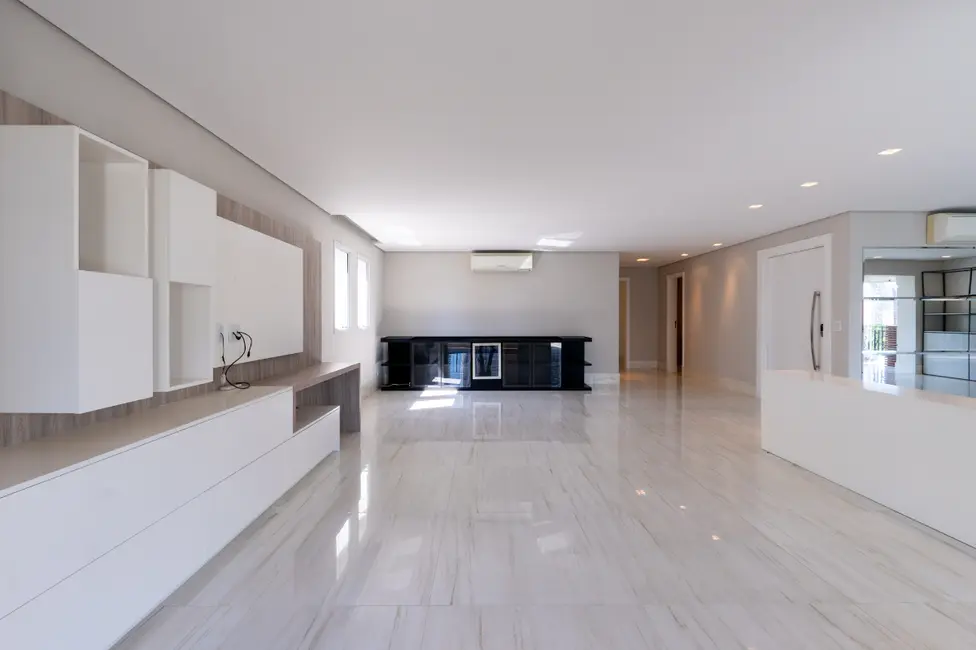 Foto 3 de Apartamento com 4 quartos à venda, 392m2 em Vila Suzana, São Paulo - SP