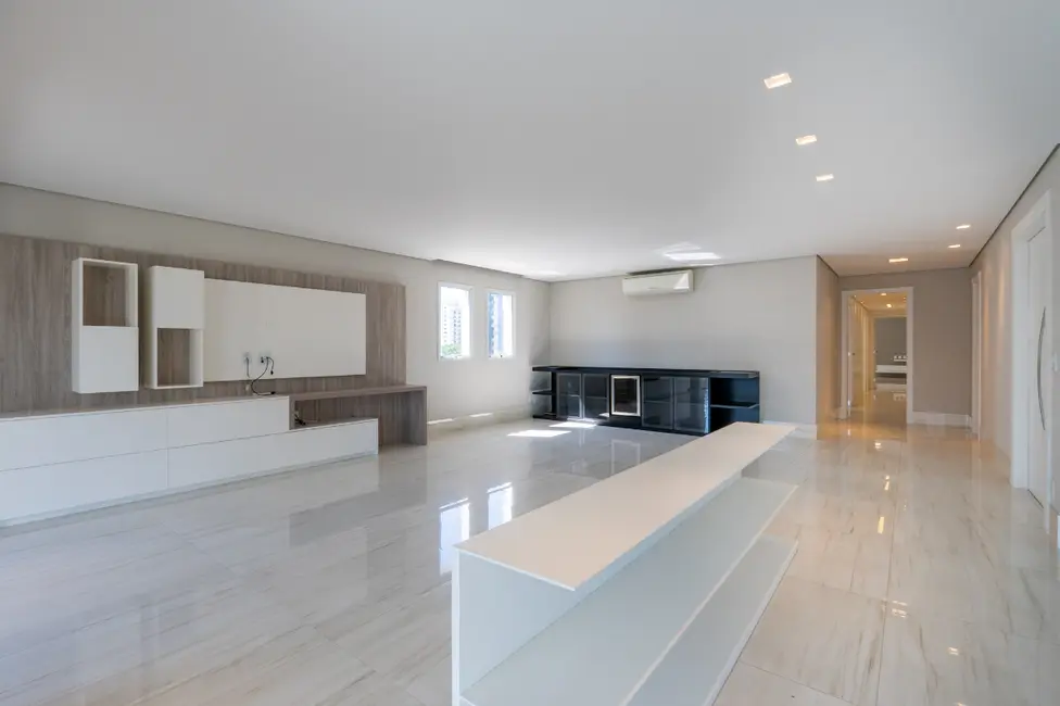 Foto 5 de Apartamento com 4 quartos à venda, 392m2 em Vila Suzana, São Paulo - SP