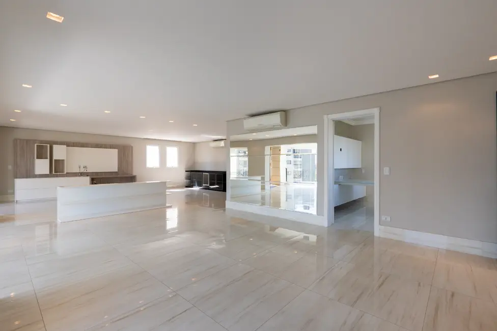 Foto 7 de Apartamento com 4 quartos à venda, 392m2 em Vila Suzana, São Paulo - SP