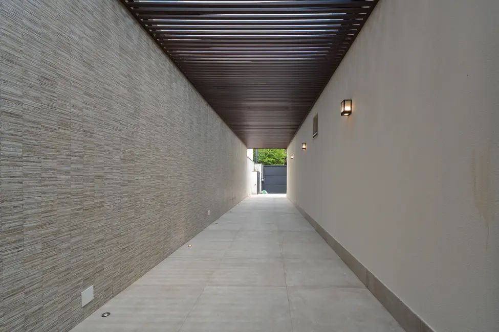 Foto 8 de Casa com 3 quartos à venda, 300m2 em Pacaembu, São Paulo - SP