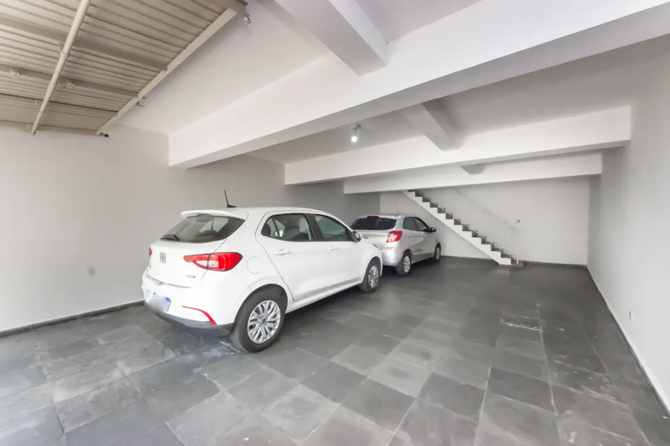 Foto 6 de Sobrado com 3 quartos à venda, 243m2 em Parque São Domingos, São Paulo - SP