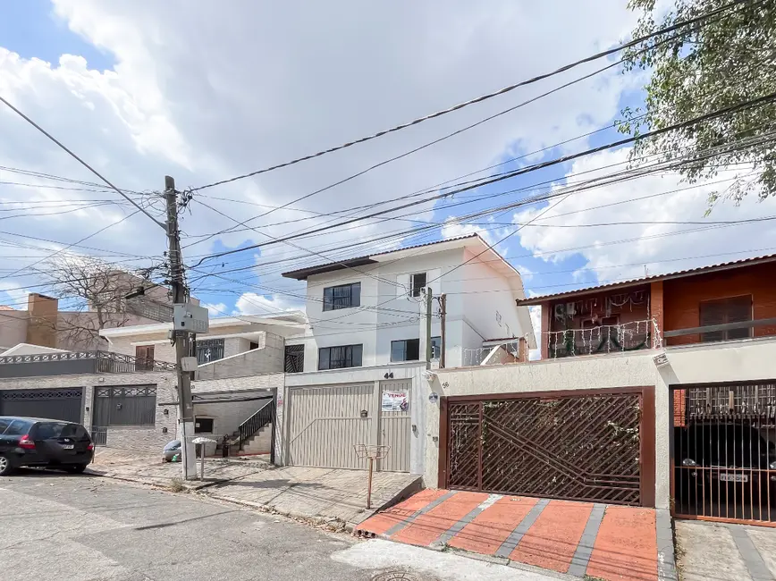 Foto 2 de Sobrado com 3 quartos à venda, 243m2 em Parque São Domingos, São Paulo - SP