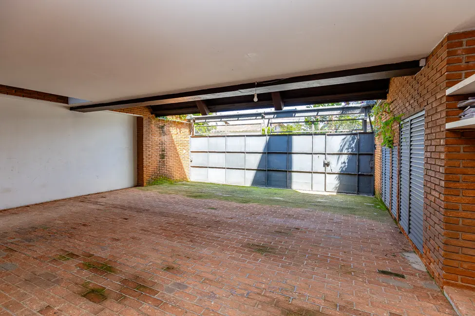 Casa com 4 quartos à venda, 376m2 em Alto de Pinheiros, São Paulo - SP - imagem 4 Foto 4 de Casa com 4 quartos à venda, 376m2 em Alto de Pinheiros, São Paulo - SP