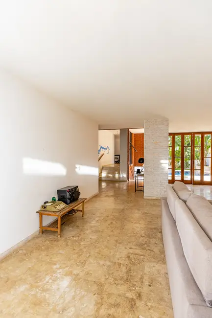 Casa com 4 quartos à venda, 376m2 em Alto de Pinheiros, São Paulo - SP - imagem 8 Foto 8 de Casa com 4 quartos à venda, 376m2 em Alto de Pinheiros, São Paulo - SP